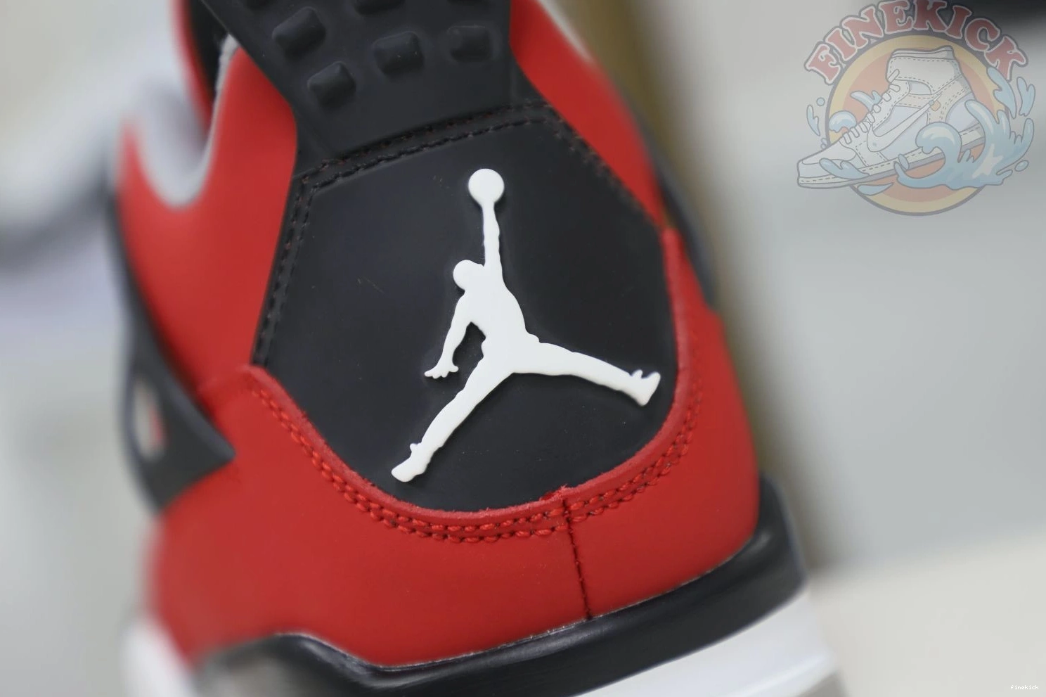 Jordan Air RetroToro Jordan4 Bravo 1202